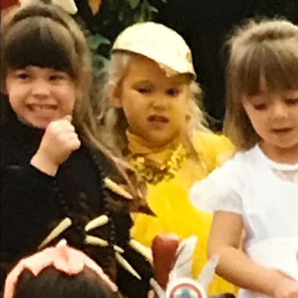 New Kid in Town - Picture 5 of 15